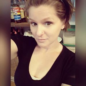 Meet your Posher, Suzanne